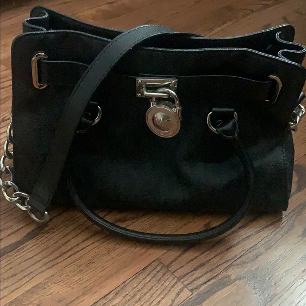 Michael kors purse like new 100% authentic